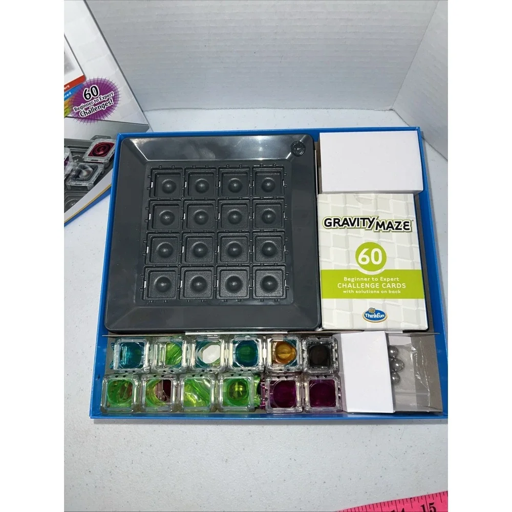 ThinkFun Gravity Maze: Falling Marble Logic Game 60 Challenge Cards Age 8+